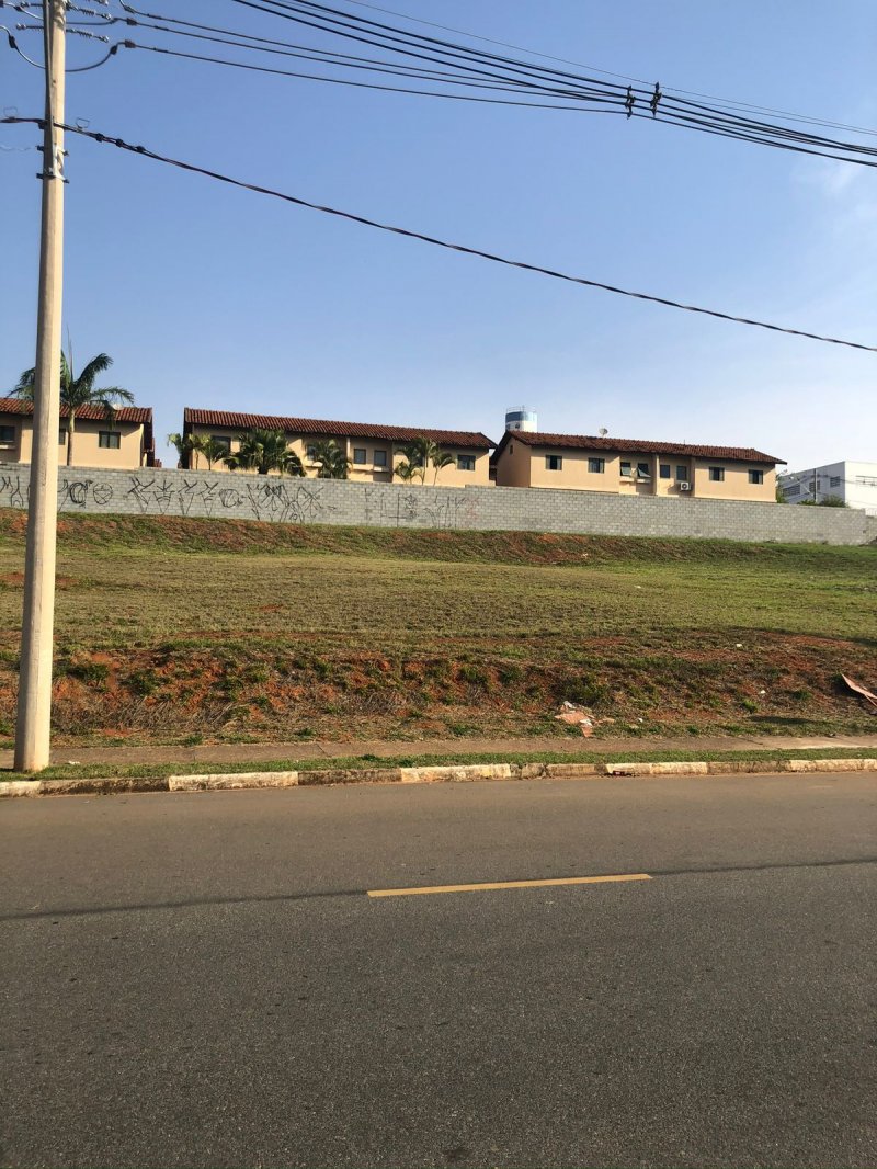 Terreno - Venda - Avenida Luciano Consoline - Itatiba - SP